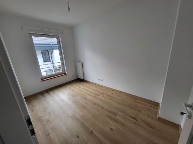 Mieszkanie 4-pokojowe Pruszków Bąki, ul. Marii Skłodowskiej-Curie. Zdjęcie 13