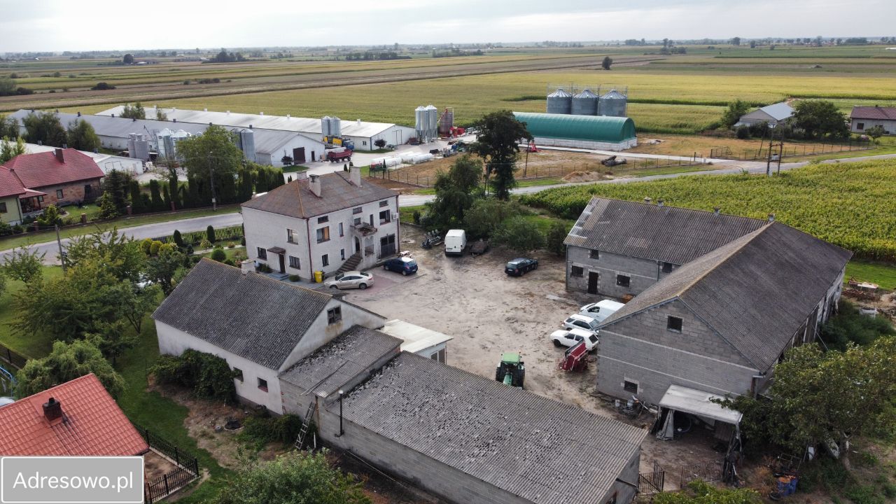 dom wolnostojący, 6 pokoi Lwówek. Zdjęcie 4