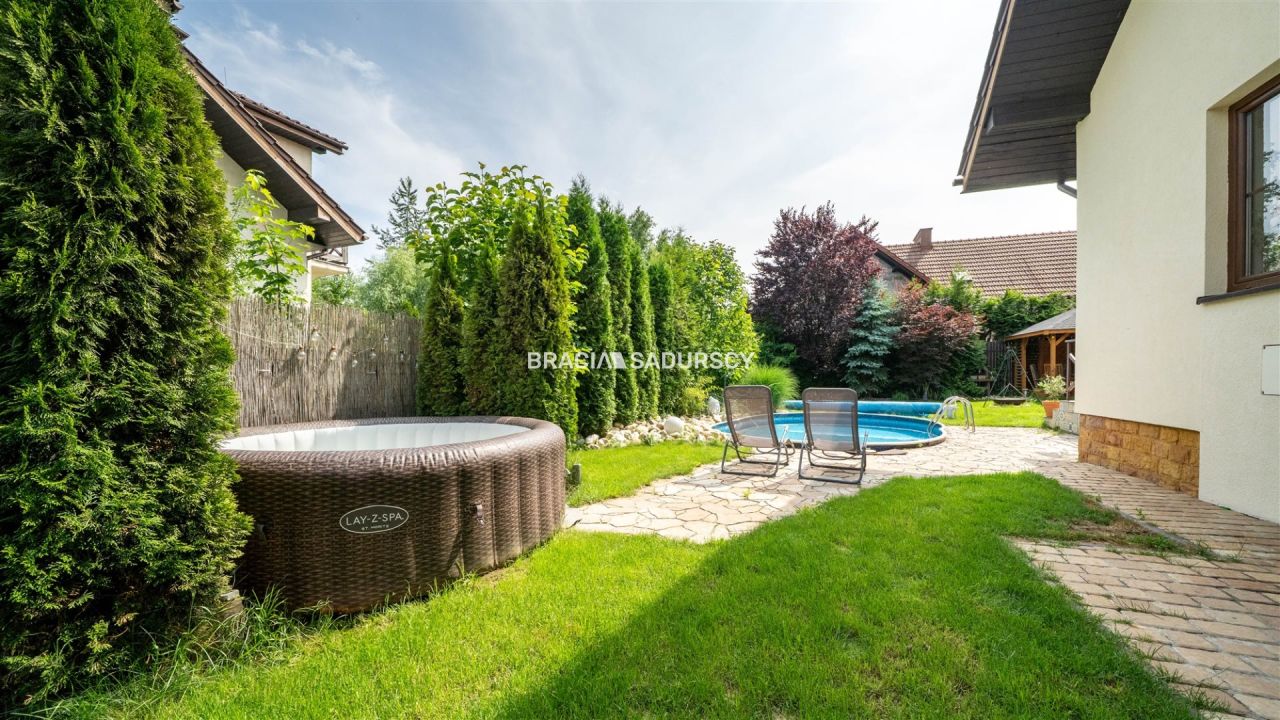 dom szeregowy, 6 pokoi Zabawa. Zdjęcie 14