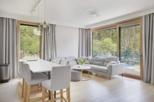 Mieszkanie 4-pokojowe Gdańsk Oliwa, ul. Karwieńska. Zdjęcie 1