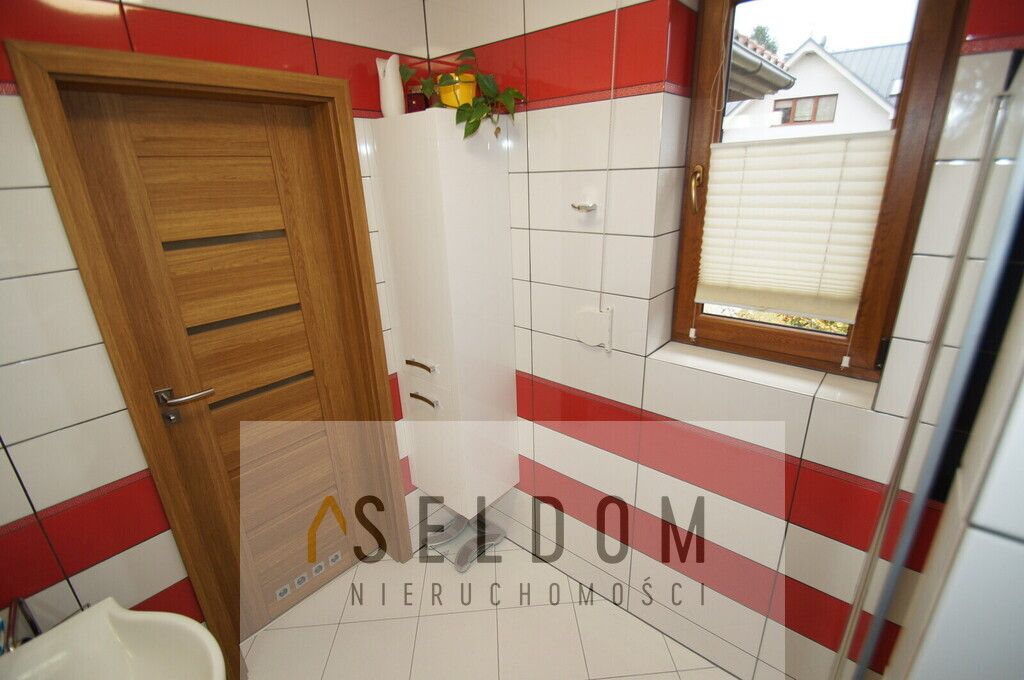 dom wolnostojący, 5 pokoi Mysłakowice. Zdjęcie 31