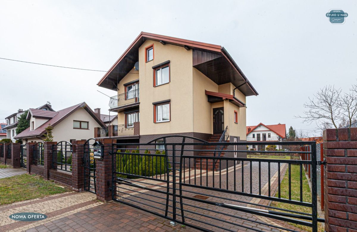 dom wolnostojący, 5 pokoi Bełchatów, ul. Wielkopolska. Zdjęcie 2