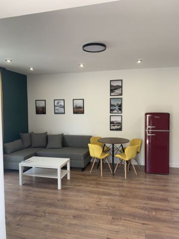 Mieszkanie 2-pokojowe Dęby Szlacheckie. Zdjęcie 1