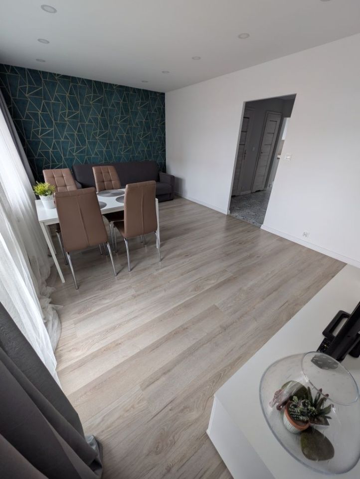 Mieszkanie 2-pokojowe Jelcz-Laskowice. Zdjęcie 2