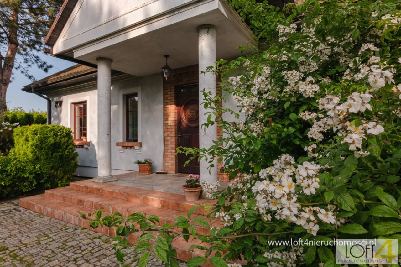 dom wolnostojący, 8 pokoi Rzeszów Zwięczyca, ul. Saletyńska. Zdjęcie 8