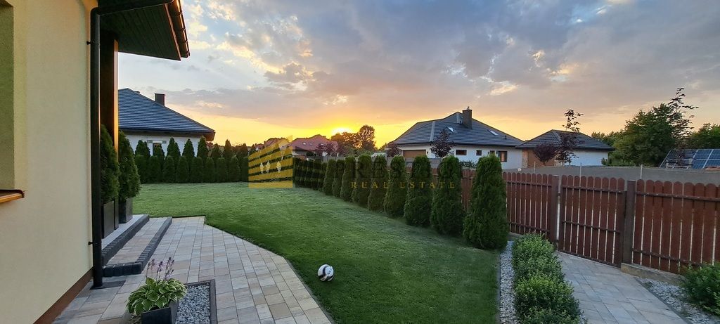 dom wolnostojący, 6 pokoi Stanisławów Pierwszy. Zdjęcie 27