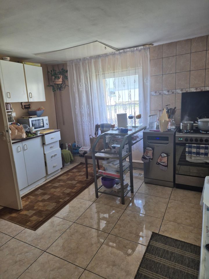 dom wolnostojący, 4 pokoje Pietrasze. Zdjęcie 4