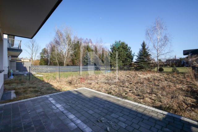 bliźniak, 5 pokoi Łazy. Zdjęcie 15