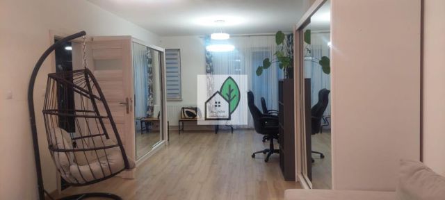 Mieszkanie 4-pokojowe Wola Mrokowska. Zdjęcie 1