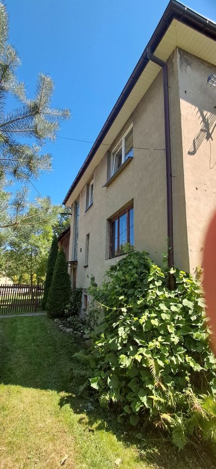 dom wolnostojący, 3 pokoje Cisiec. Zdjęcie 2