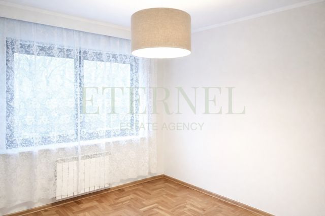 bliźniak, 5 pokoi Kraków, ul. ks. Prałata Mariana Łaczka. Zdjęcie 6