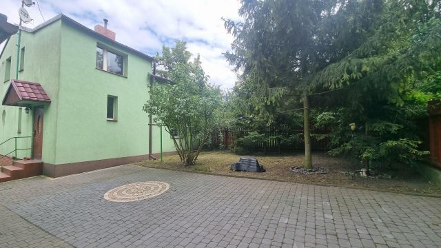 dom wolnostojący, 4 pokoje Dąbrowa Górnicza Centrum, ul. Hugona Kołłątaja. Zdjęcie 1