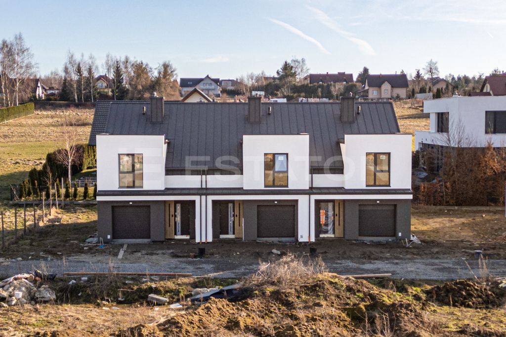 dom szeregowy, 4 pokoje Rzeszów, ul. Tarnopolska. Zdjęcie 2