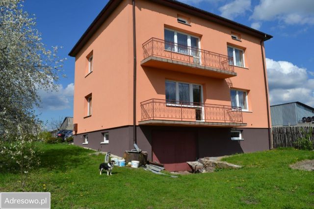 dom wolnostojący, 6 pokoi Wielka Wieś. Zdjęcie 1