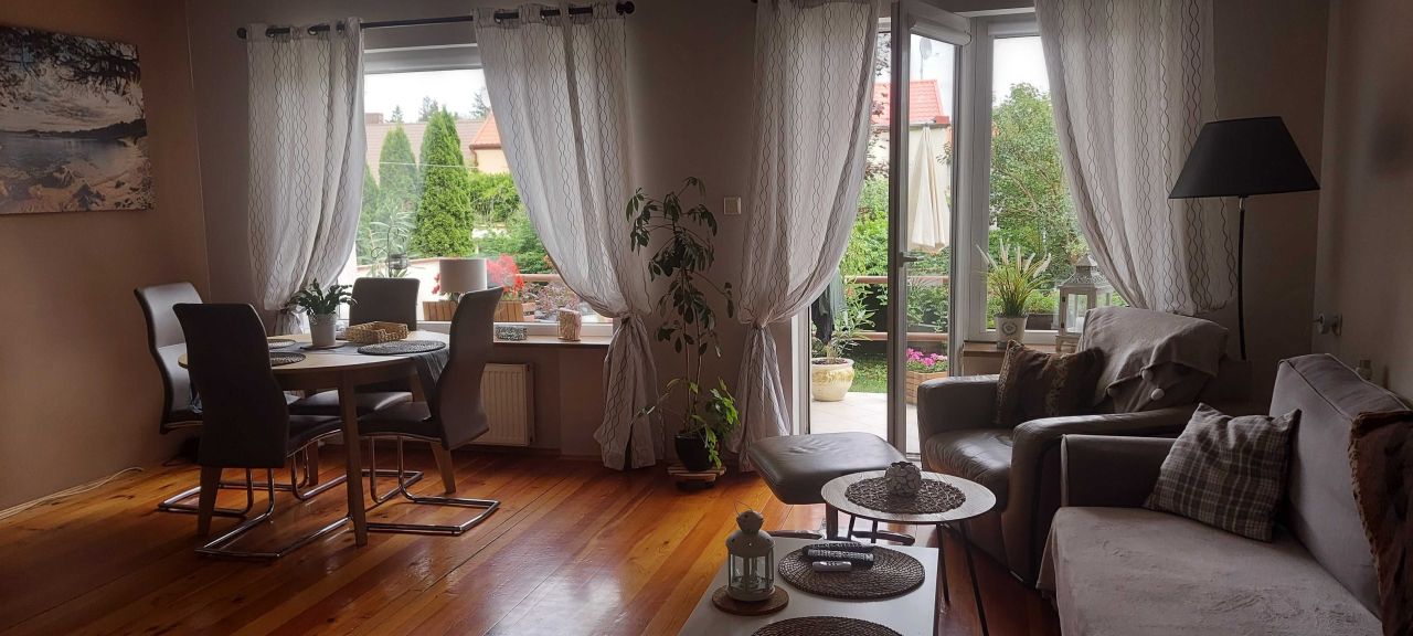 dom szeregowy, 5 pokoi Szczecin Gumieńce. Zdjęcie 2