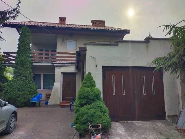 dom wolnostojący, 5 pokoi Jazgarzew, ul. Szkolna. Zdjęcie 2