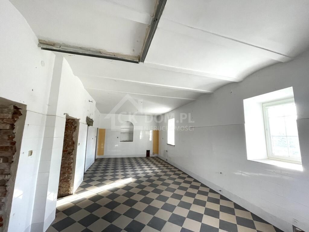 Nieruchomość komercyjna Staszów. Zdjęcie 7