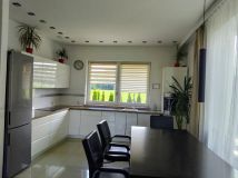 dom wolnostojący, 4 pokoje Pogorzelec. Zdjęcie 1