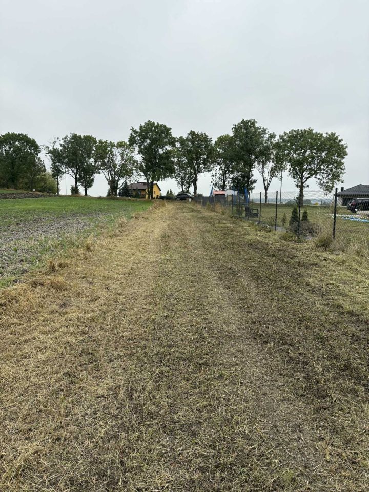 Działka budowlana Uher. Zdjęcie 2