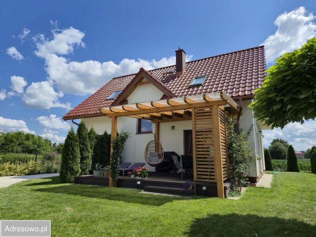 dom wolnostojący, 4 pokoje Mościsko. Zdjęcie 1