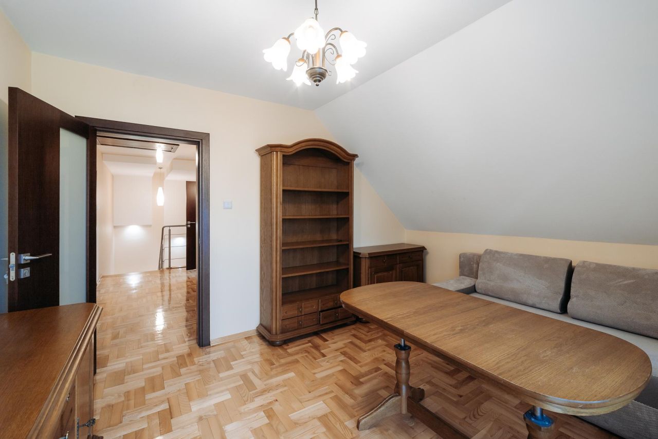 dom wolnostojący, 5 pokoi Radom Dzierzków, ul. Kaszubska. Zdjęcie 14