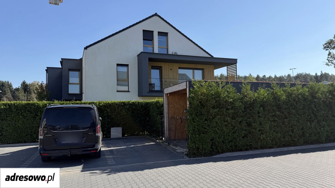 Mieszkanie – Otrębusy, Zielona Podkowa, Karolin