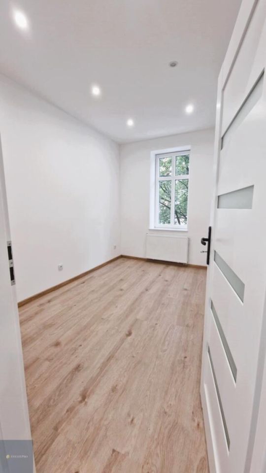 Mieszkanie 3-pokojowe Bytom, ul. Jana Smolenia. Zdjęcie 7