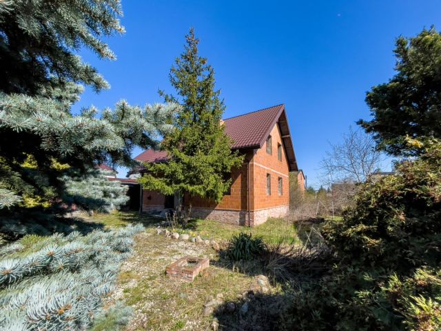 dom wolnostojący, 5 pokoi Moszczenica. Zdjęcie 8