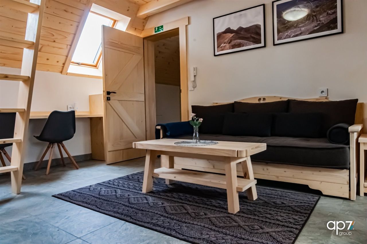 dom wolnostojący, 18 pokoi Zakopane Hrube Wyżnie, ul. Hrube Wyżne. Zdjęcie 9