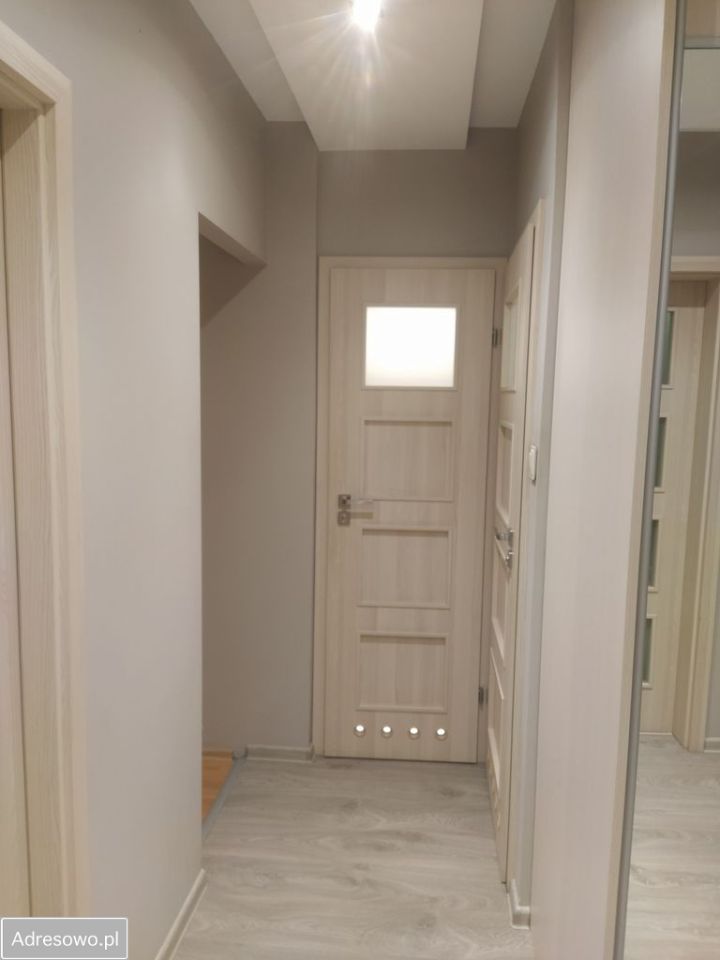 Mieszkanie 2-pokojowe Bełchatów, os. Okrzei. Zdjęcie 3