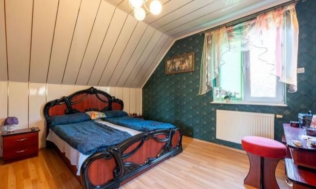 dom wolnostojący, 7 pokoi Oleśniki, Oleśniki. Zdjęcie 15