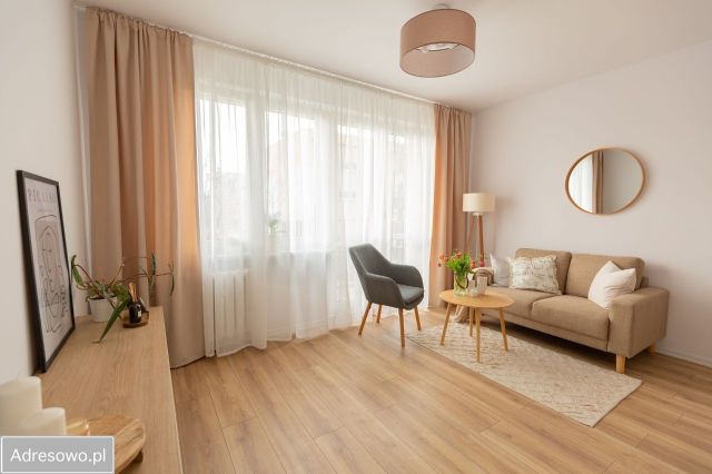 Mieszkanie 2-pokojowe Gdynia Obłuże, ul. adm. J. Unruga. Zdjęcie 1