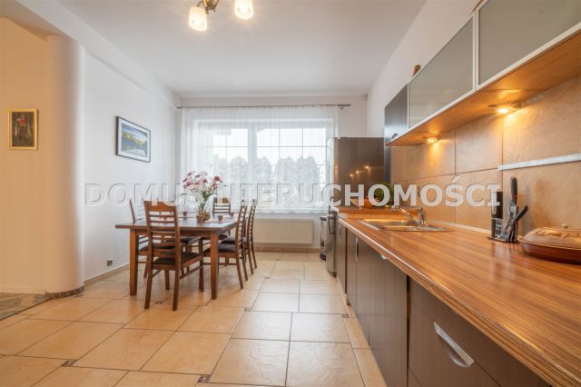 dom wolnostojący, 4 pokoje Brzeziny, ul. Polna. Zdjęcie 6