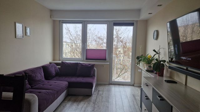 Mieszkanie 4-pokojowe Konstantynów Łódzki Centrum, ul. mjr. Henryka Sucharskiego. Zdjęcie 1