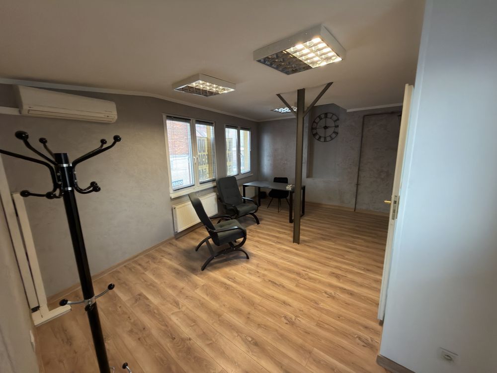 Lokal Niepołomice, rynek Rynek