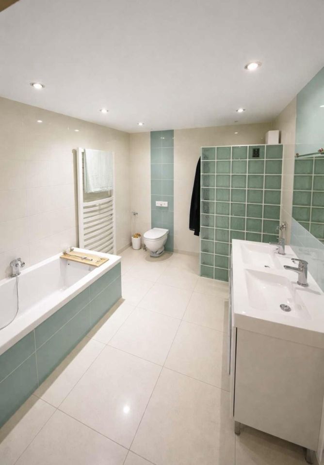 Mieszkanie 5-pokojowe Świebodzice Osiedle Piastowskie, ul. Królowej Jadwigi. Zdjęcie 3