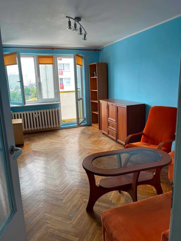 Mieszkanie 2-pokojowe Poznań Winogrady, os. Pod Lipami. Zdjęcie 2