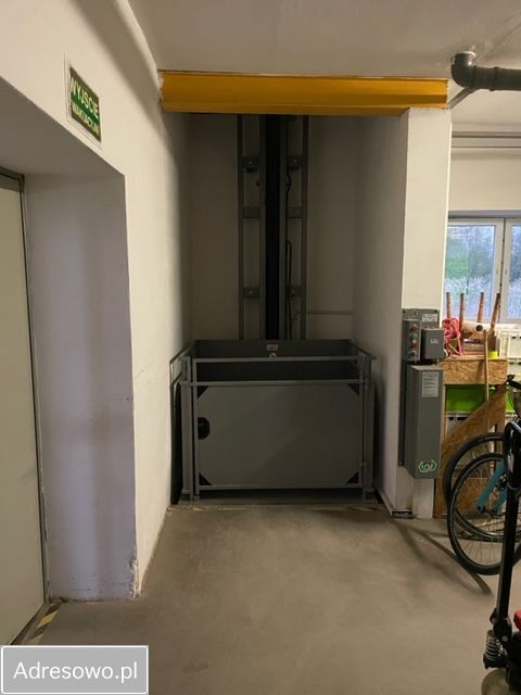 Hala/magazyn Krzywe. Zdjęcie 14