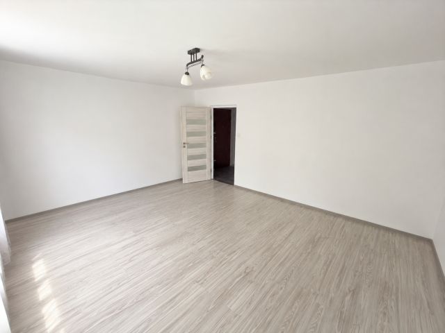 Mieszkanie 2-pokojowe Wadowice, os. Pod Skarpą. Zdjęcie 1