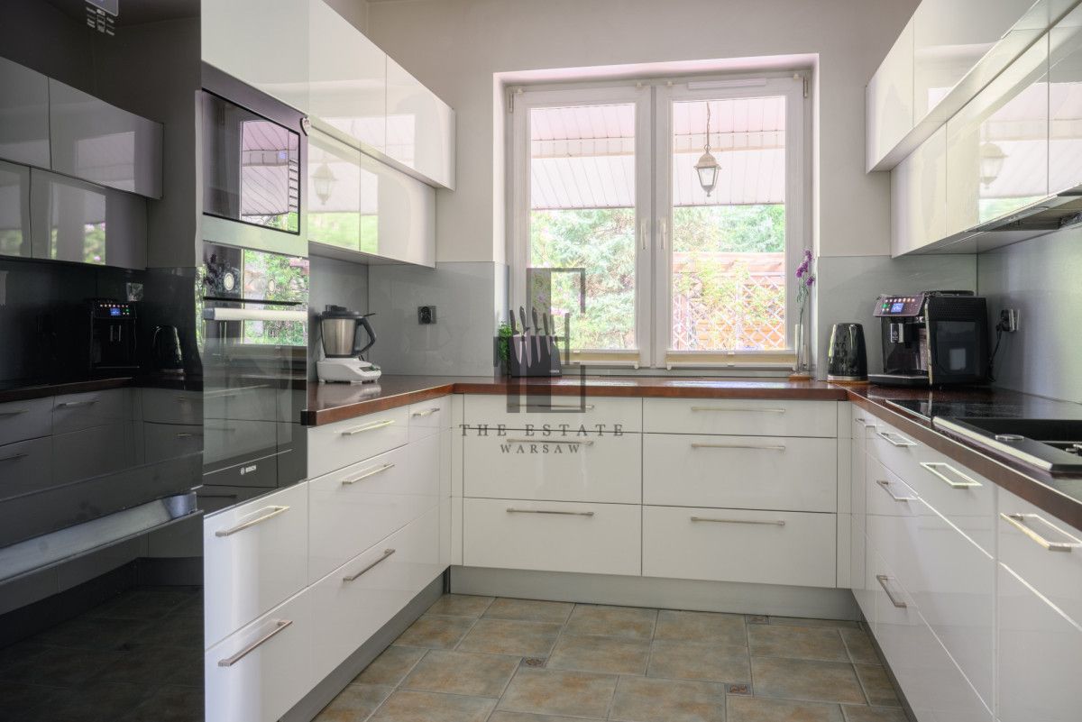 dom wolnostojący, 6 pokoi Sulejówek, ul. Rataja. Zdjęcie 5