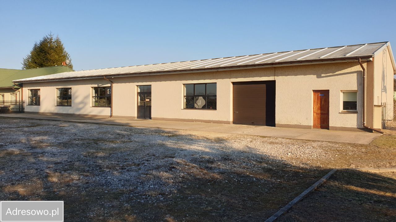 Hala/magazyn Krogulcza Sucha. Zdjęcie 7