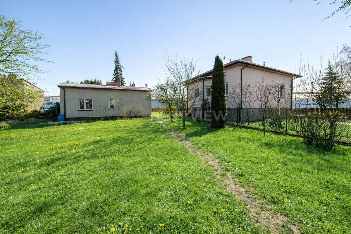 dom wolnostojący, 3 pokoje Warszawa Ursus, ul. Władysława Bieńczaka. Zdjęcie 2