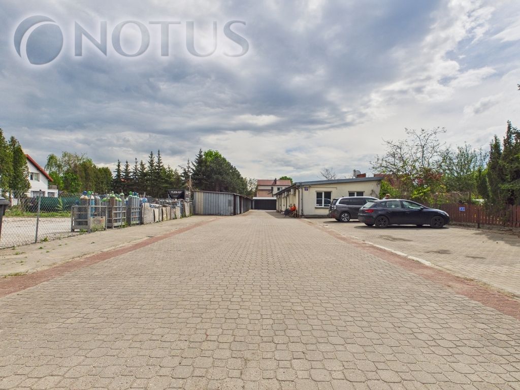 Търговски имот, 4000 m²