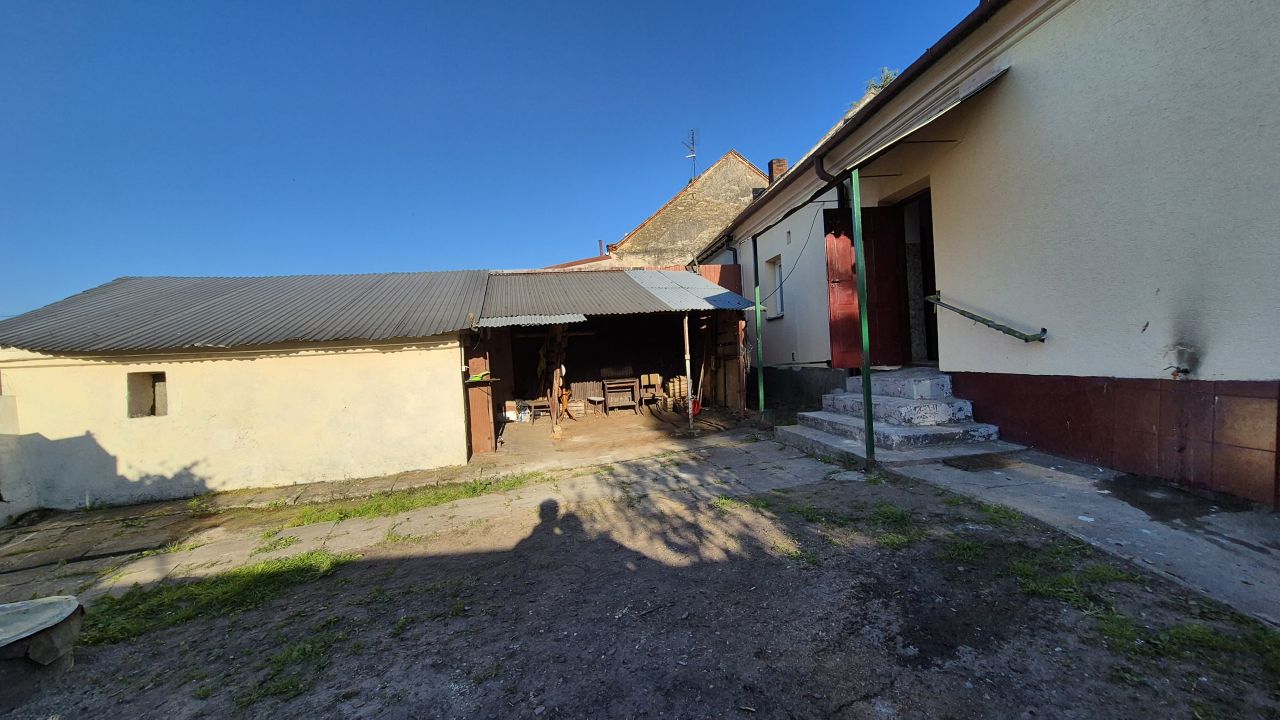 dom szeregowy, 2 pokoje Ćmielów, ul. Sandomierska. Zdjęcie 4