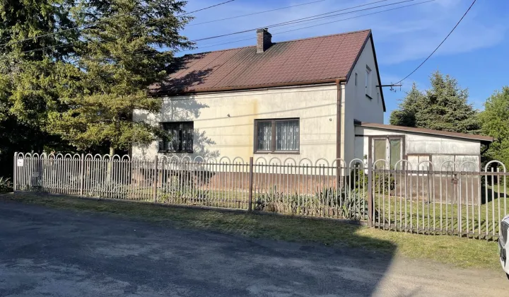 dom wolnostojący, 4 pokoje Częstochowa Lisiniec, ul. Chorzowska