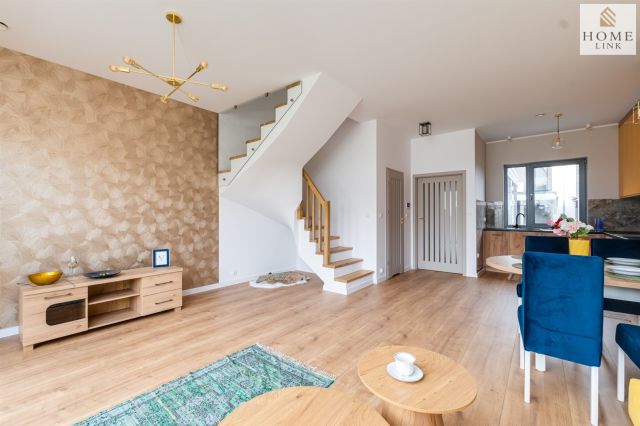 bliźniak, 4 pokoje Różnowo. Zdjęcie 1