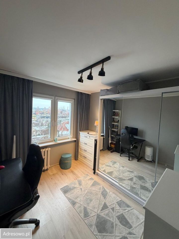 Mieszkanie 3-pokojowe Gdynia Obłuże, ul. Krawiecka. Zdjęcie 16