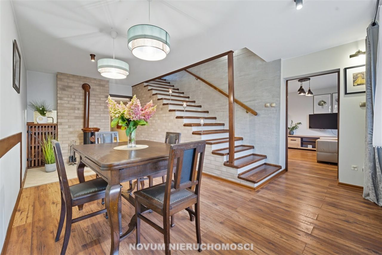 dom wolnostojący, 6 pokoi Tarnowskie Góry. Zdjęcie 14