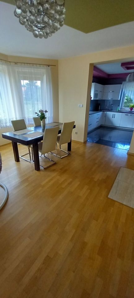 dom wolnostojący Malinie. Zdjęcie 8