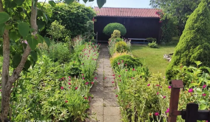 Działka rod Niekłonice